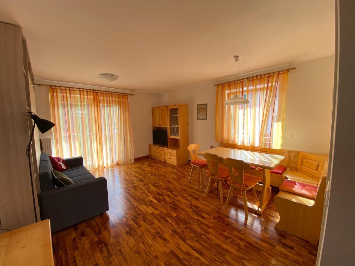 Amalia Apartment Santa Cristina Val Gardena ภายนอก รูปภาพ