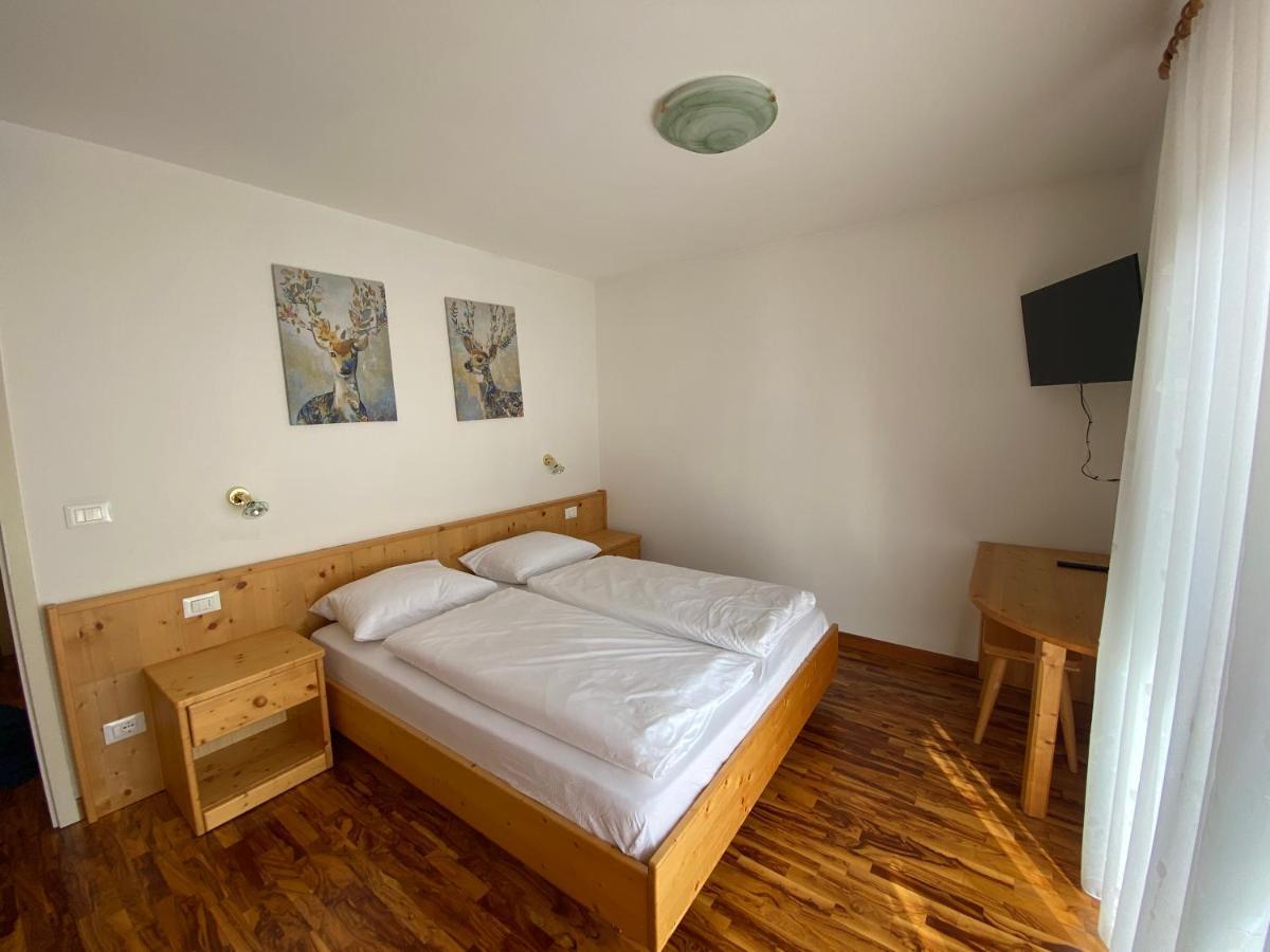 Amalia Apartment Santa Cristina Val Gardena ภายนอก รูปภาพ