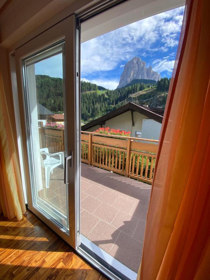 Amalia Apartment Santa Cristina Val Gardena ภายนอก รูปภาพ