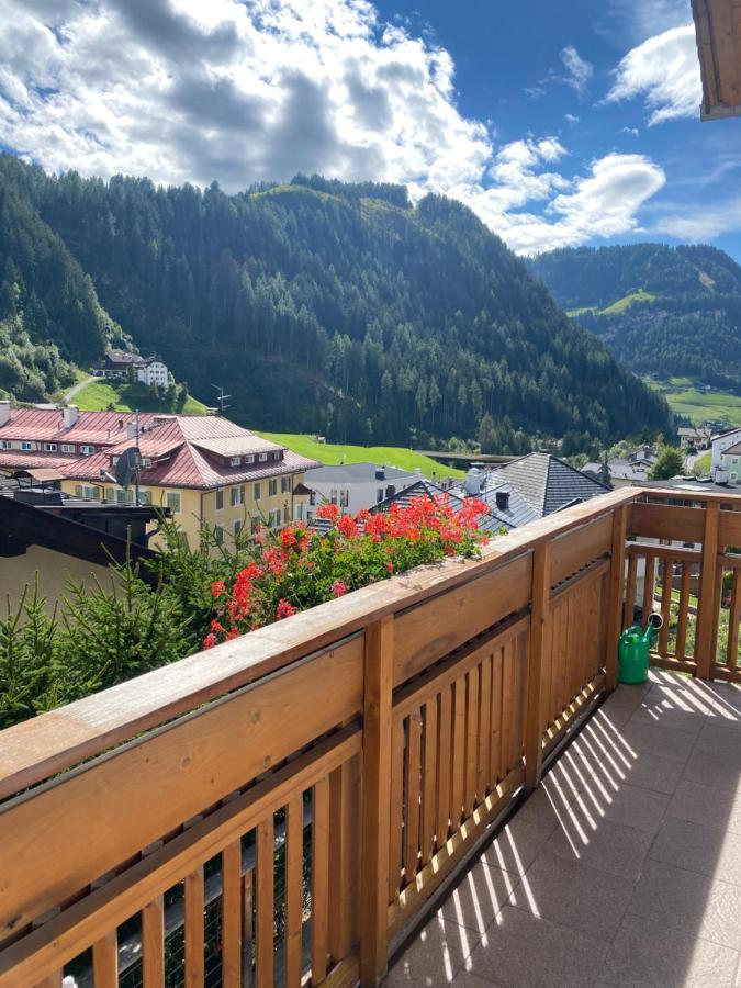 Amalia Apartment Santa Cristina Val Gardena ภายนอก รูปภาพ