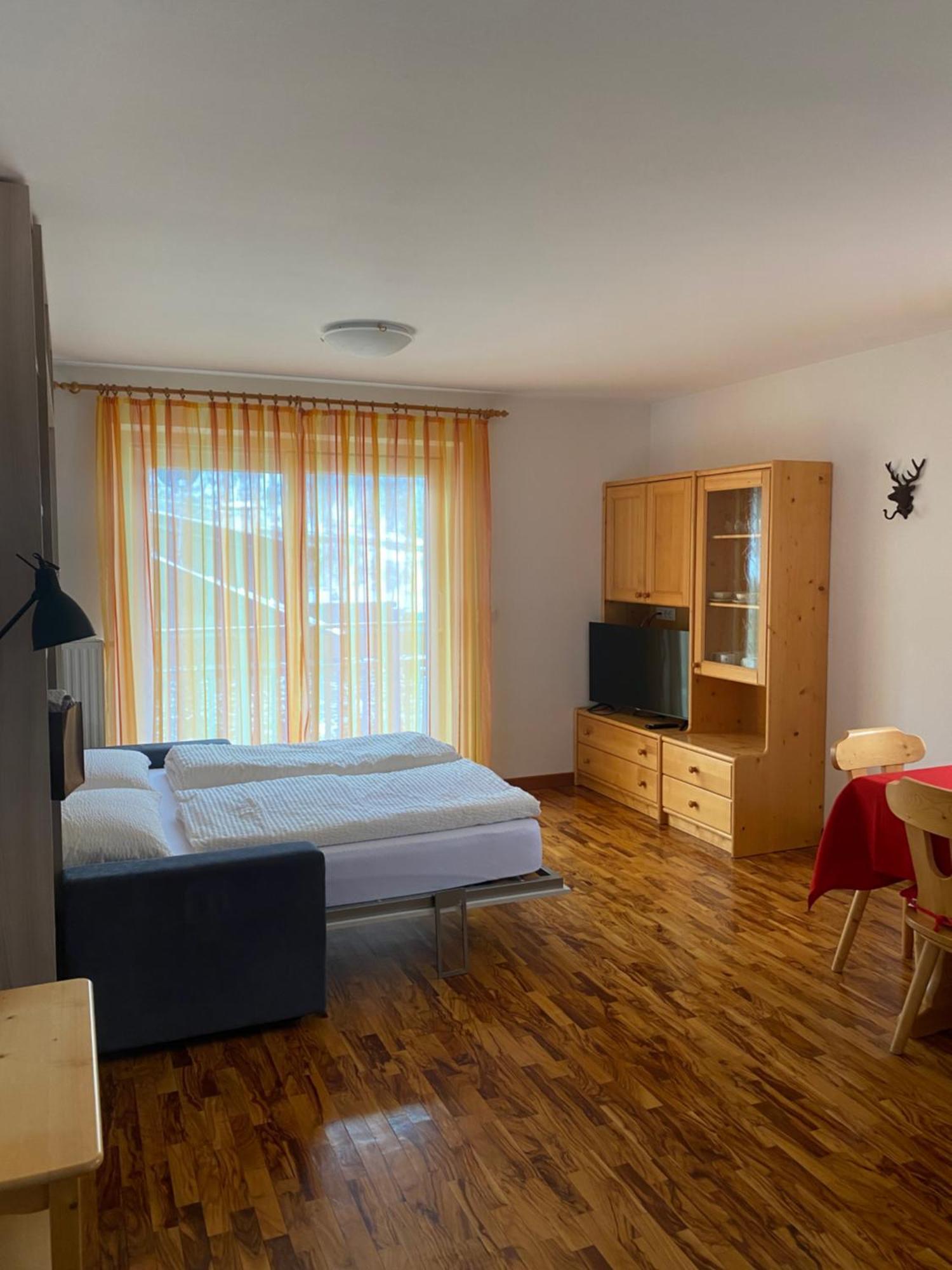 Amalia Apartment Santa Cristina Val Gardena ภายนอก รูปภาพ